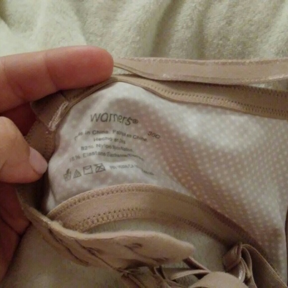 Warner's Bra - Picture 2 of 2